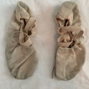 Ballet shoes